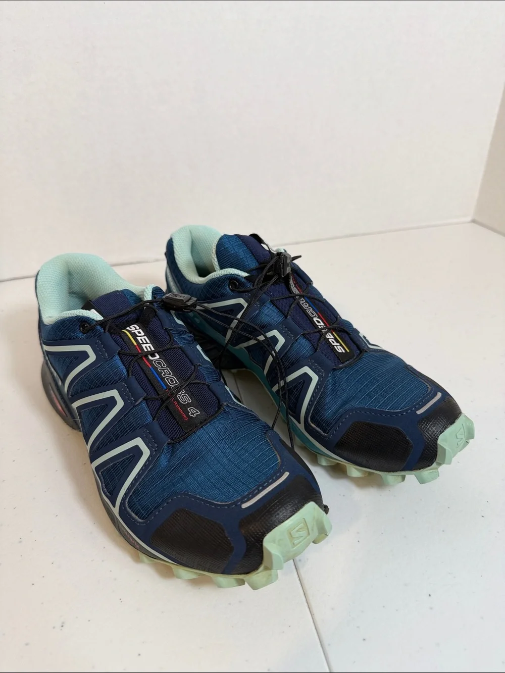 Salomon Speedcross 4 trail running shoes